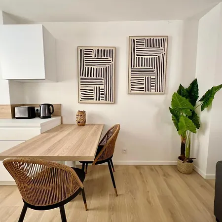 C003 Cosy A 200 M Du Palais Plein Centre