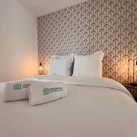 C003 Cosy A 200 M Du Palais Plein Centre 아파트 *