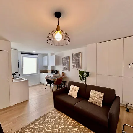 아파트 C003 Cosy A 200 M Du Palais Plein Centre *
