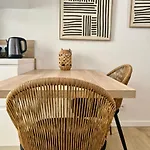 Apartment C003 Cosy A 200 M Du Palais Plein Centre Cannes